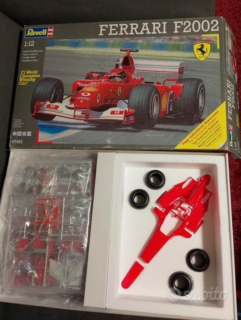 kit modello revell ferrari f2002 1/12 - Collezionismo In vendita a