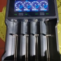 Caricabatterie Xtar VC4SL 