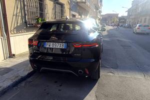 Jaguar e-pace 150d. 150cv