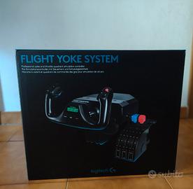 simulatore volo Logitech (cloche e pedaliera)