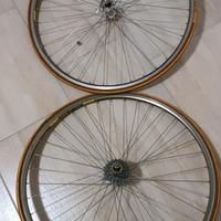 coppia di ruote Shimano, più rullo per allenamenti