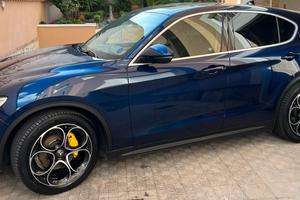 Alfa Romeo Stelvio 2.2 turbodiesel 190 cv
