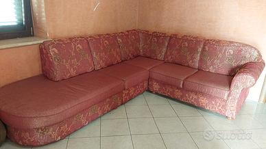 DIVANO A ELLE SDOPPIABILE