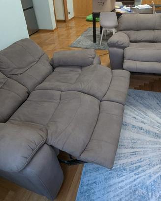 2 Divani due posti recliner elettrici + pouf