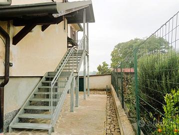 3 LOCALI A CORTEOLONA E GENZONE