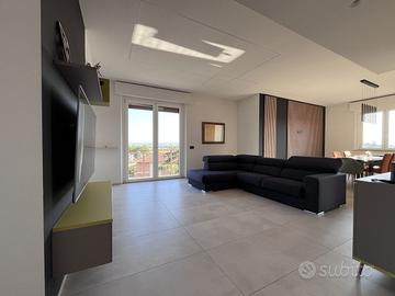 Appartamento con garage e giardino, zona M.L. King