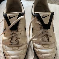 Scarpe da calcetto Nike bambino/a