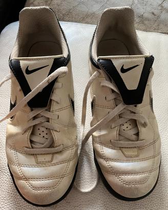 Scarpe da calcetto Nike bambino/a