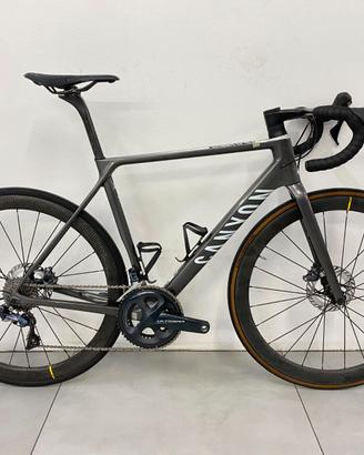 Corsa Canyon Ultimate CF (Usata)