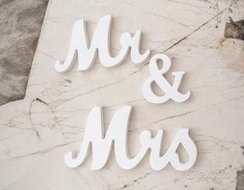 Decorazione in legno scritta Mr & Mrs