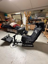 Postazione Guida Completa: Playseat + r T300 RS GT