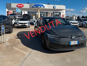 VOLKSWAGEN GOLF 8 1.0 HY DSG LIFE - KM 20.000 - AZ