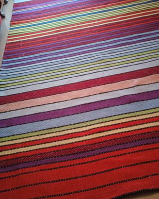 Tappeto coloratissimo