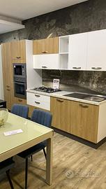 Cucina Completa con 5 elettrodomestici