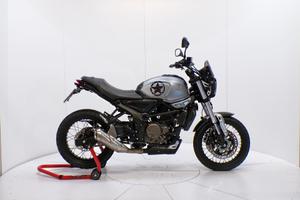 Voge Trofeo 300 ACX Scrambler