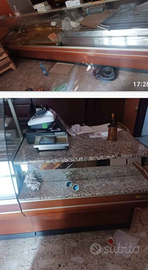 Vetrina cassa banco