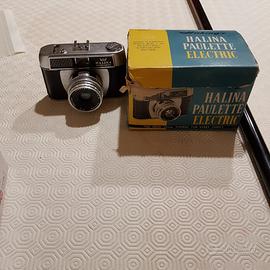 Macchina foto e videocamera