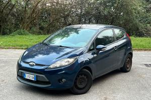 Ford fiesta 1.4 tdci 3p titanium