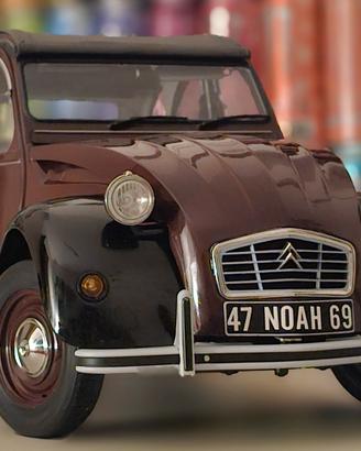 Citroen 2cv Charleston Deagostini 1:8