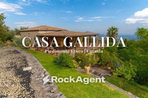 Rustico / Casale di 617 m² con più di 5 locali a P