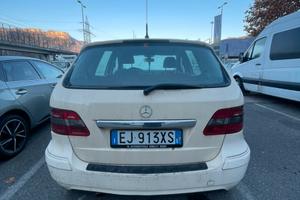 Mercedes Classe B W245 NGT