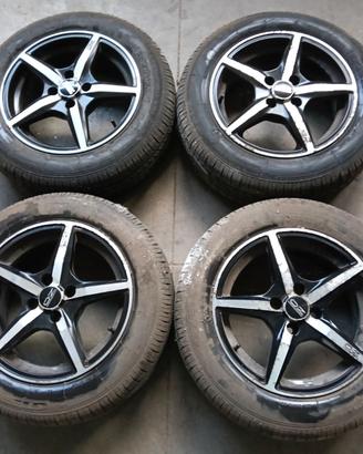 cerchi OZ lega R15 + gomme 185/65R15 88H
