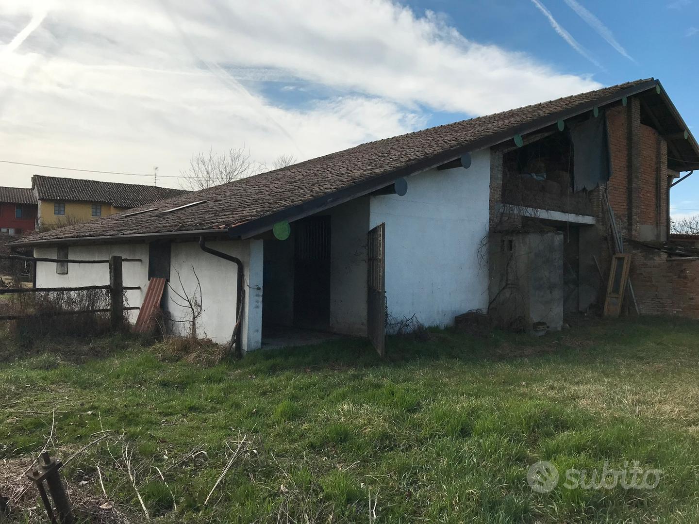 Cascina box cavalli e terreno - Vista 4