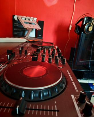 Numark NS4FX