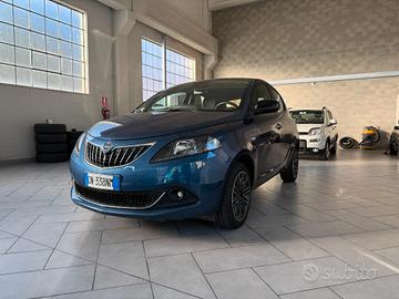 Lancia Ypsilon 1.0 FireFly 5 porte S&S Hybrid Gold