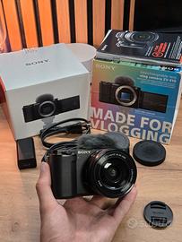 Sony ZV-E10 + Obiettivo Kit 16-50mm 