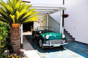 Villa oscar a 120 metri dal mare fino a 15 persone