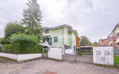 RIF. IMM AC638 - Maisonette in trifamiliare con in