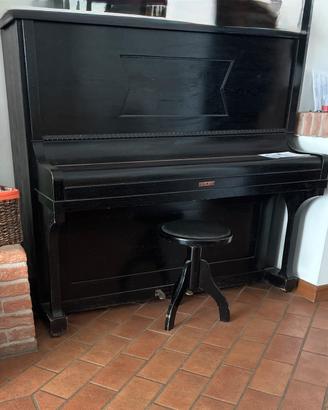 Pianoforte verticale