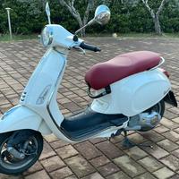 Vespa primavera 125