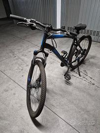 MOUNTAIN BIKE ROCKRIDER