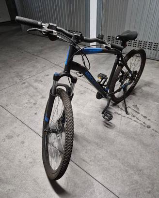 MOUNTAIN BIKE ROCKRIDER