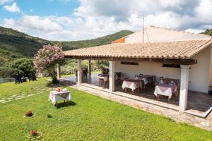 Locale agrituristico e ricettivo immerso nel verde