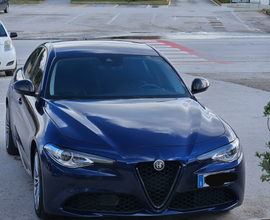 Alfa Romeo Giulia 2.2 Diesel 180 cv