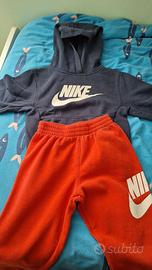 Tuta Nike 5-6 anni