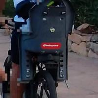 Seggiolino bici per porta pacchi posteriore