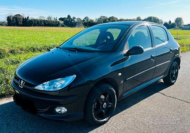 206 1.4 HDI Peugeot total black neopatentati