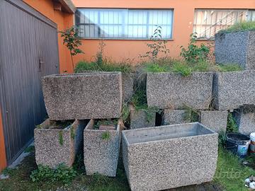 Vasi in cemento 