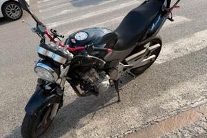Honda Hornet 2005