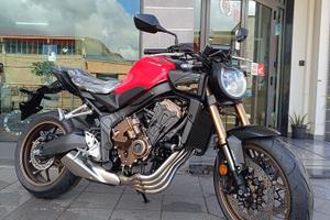 CB650 E-Clutch (frizione a controllo elettronico)