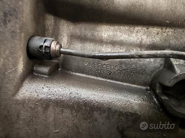 Cambio mercedes R2032610701