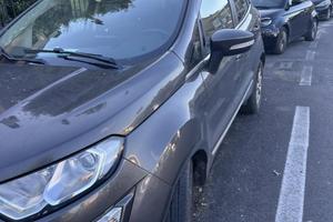 auto con testata da rettificare