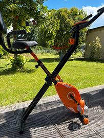 Cyclette pieghevole