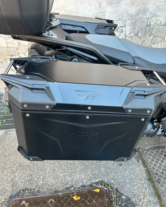 BMW GS 1300 2 BORSE GIVI + TELAI