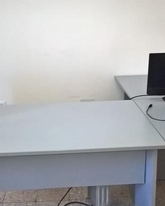 Scrivania ufficio + cassettiera
