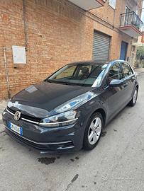 Golf 7.5 1.6tdi 90cv 2018 (neopatentati si)